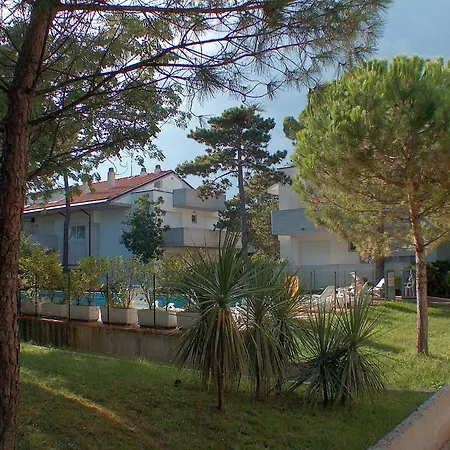Apartment Spacious Flat For Groups With Balcony *